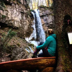 Arc'teryx Women's Atom Hoody - Synthetic Jacket -Outdoor Wear Store arcteryx womens atom lt hoody kunstfaserjacke 6fa5121c16d4ef0c2b89bf5d84dad4dd 1