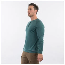 Bergans Lysebu Wool Henley - Longsleeve 7 Bergans Lysebu Wool Henley - Longsleeve -Outdoor Wear Store bergans lysebu wool henley longsleeve detail 3