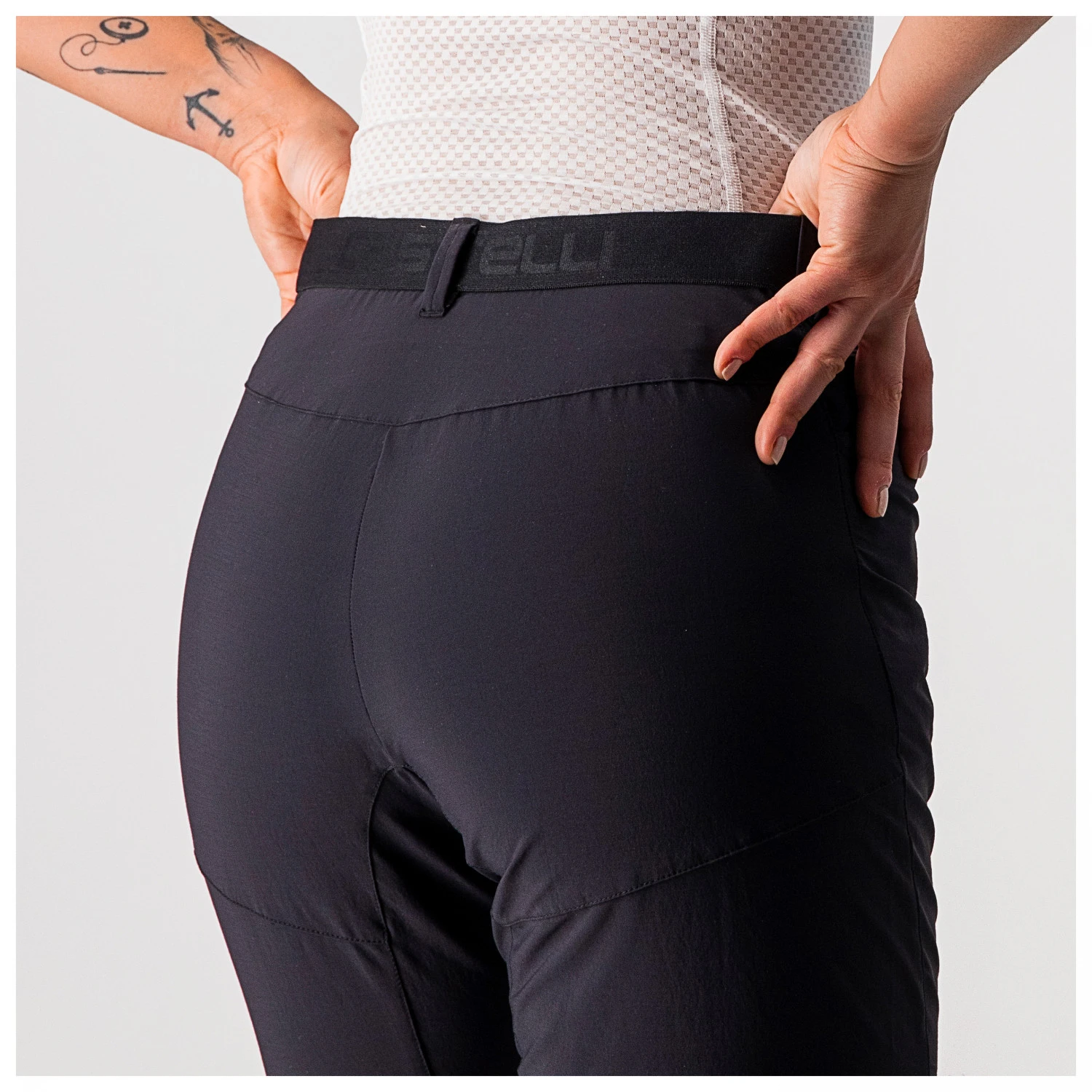 Castelli Women's Unlimited Baggy Shorts - Cycling Bottoms 5 Castelli Women's Unlimited Baggy Shorts - Cycling Bottoms - Image 5