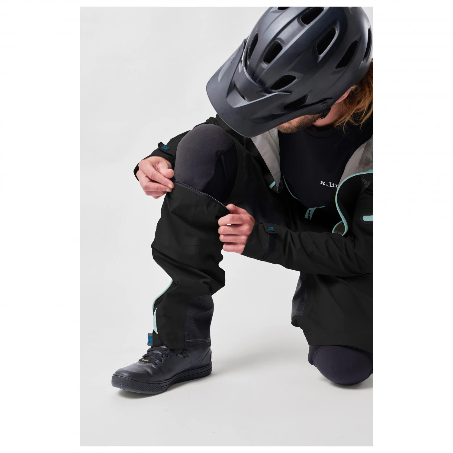 Dirtlej Dirtsuit Core Edition Blacklabel - Cycling Skinsuit 5 Dirtlej Dirtsuit Core Edition Blacklabel - Cycling Skinsuit - Image 5