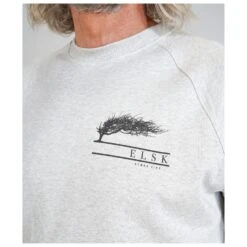 Stærk Vind CH Tværs Crewneck - Jumper -Outdoor Wear Store elsk staerk vind ch tvaers crewneck jumper detail 3