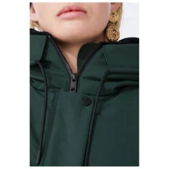 Elvine Women's Tiril - Coat 11 Elvine Women's Tiril - Coat -Outdoor Wear Store elvine womens tiril coat detail 5