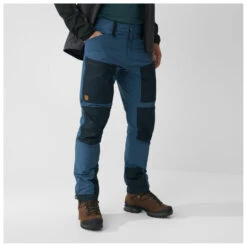FJÄLLRÄVEN Keb Agile Trousers - Walking Trousers -Outdoor Wear Store fjaellraeven keb agile trousers walking trousers detail 5