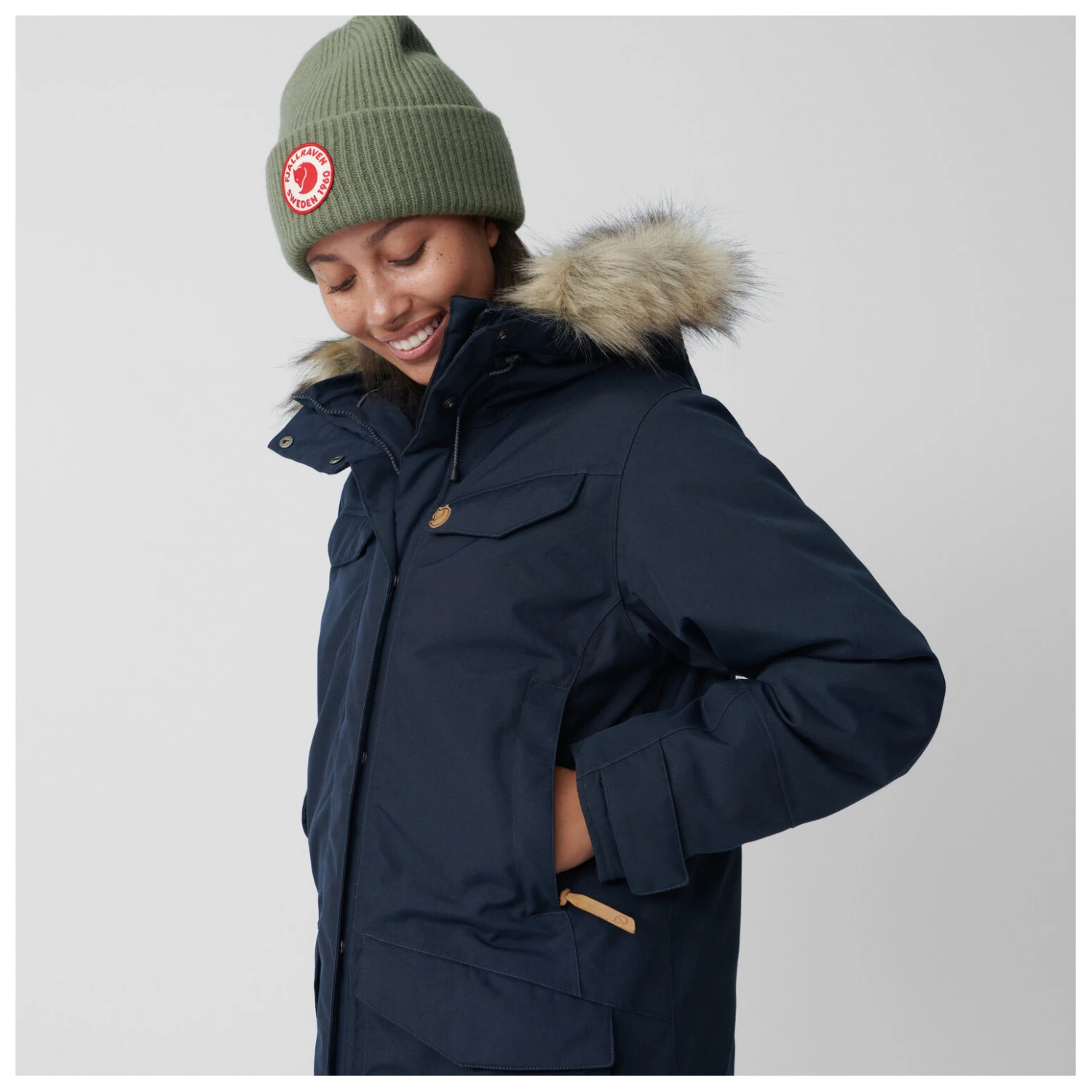 FJÄLLRÄVEN Women's Nuuk Parka - Coat 8 FJÄLLRÄVEN Women's Nuuk Parka - Coat - Image 8