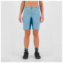 Karpos Women's Val Viola Short - Cycling Bottoms 9 Karpos Women's Val Viola Short - Cycling Bottoms -Outdoor Wear Store karpos womens val viola short cycling bottoms detail 3