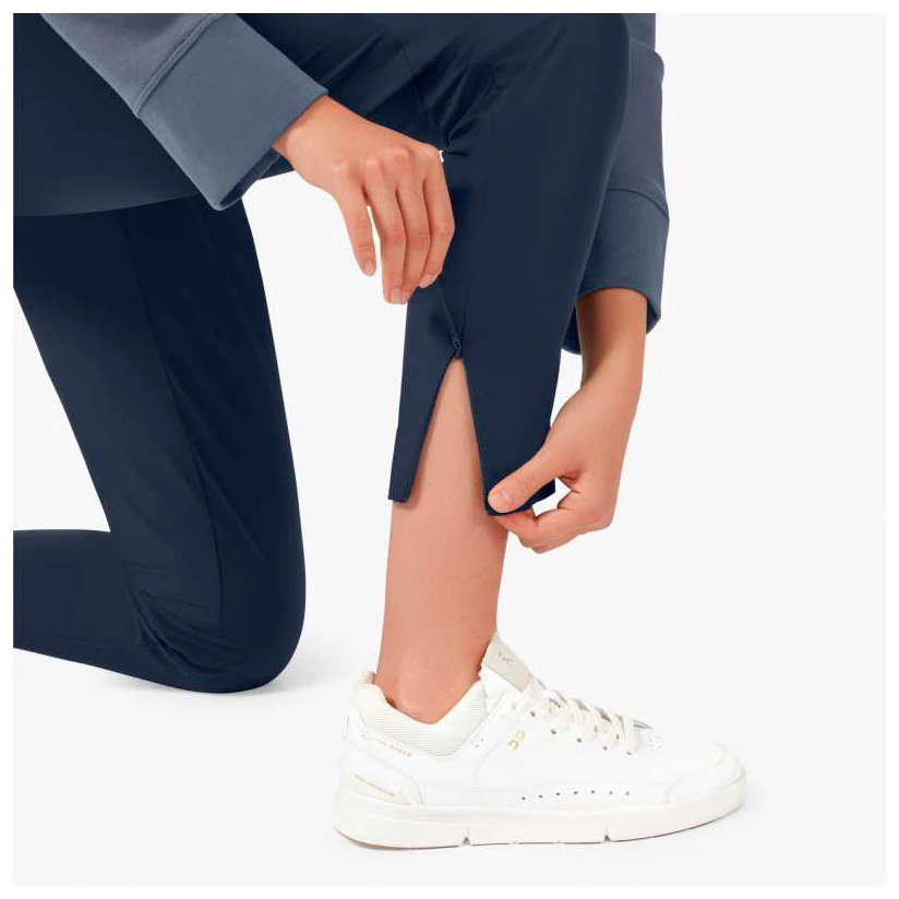 On Women's Lightweight Pants - Tracksuit Trousers 6 On Women's Lightweight Pants - Tracksuit Trousers - Image 6