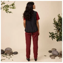 Women's Rider's Hybrid Trousers - Cycling Bottoms 11 Women's Rider's Hybrid Trousers - Cycling Bottoms -Outdoor Wear Store specialized fjaellraeven womens riders hybrid trousers cycling bottoms detail 5