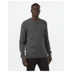 Tentree Highline Crew Sweater - Jumper 6 Tentree Highline Crew Sweater - Jumper -Outdoor Wear Store tentree highline crew sweater jumper detail 3