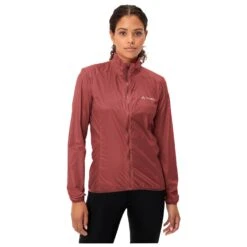 VAUDE Women's Matera Air Jacket - Cycling Jacket 8 VAUDE Women's Matera Air Jacket - Cycling Jacket -Outdoor Wear Store vaude womens matera air jacket cycling jacket detail 3
